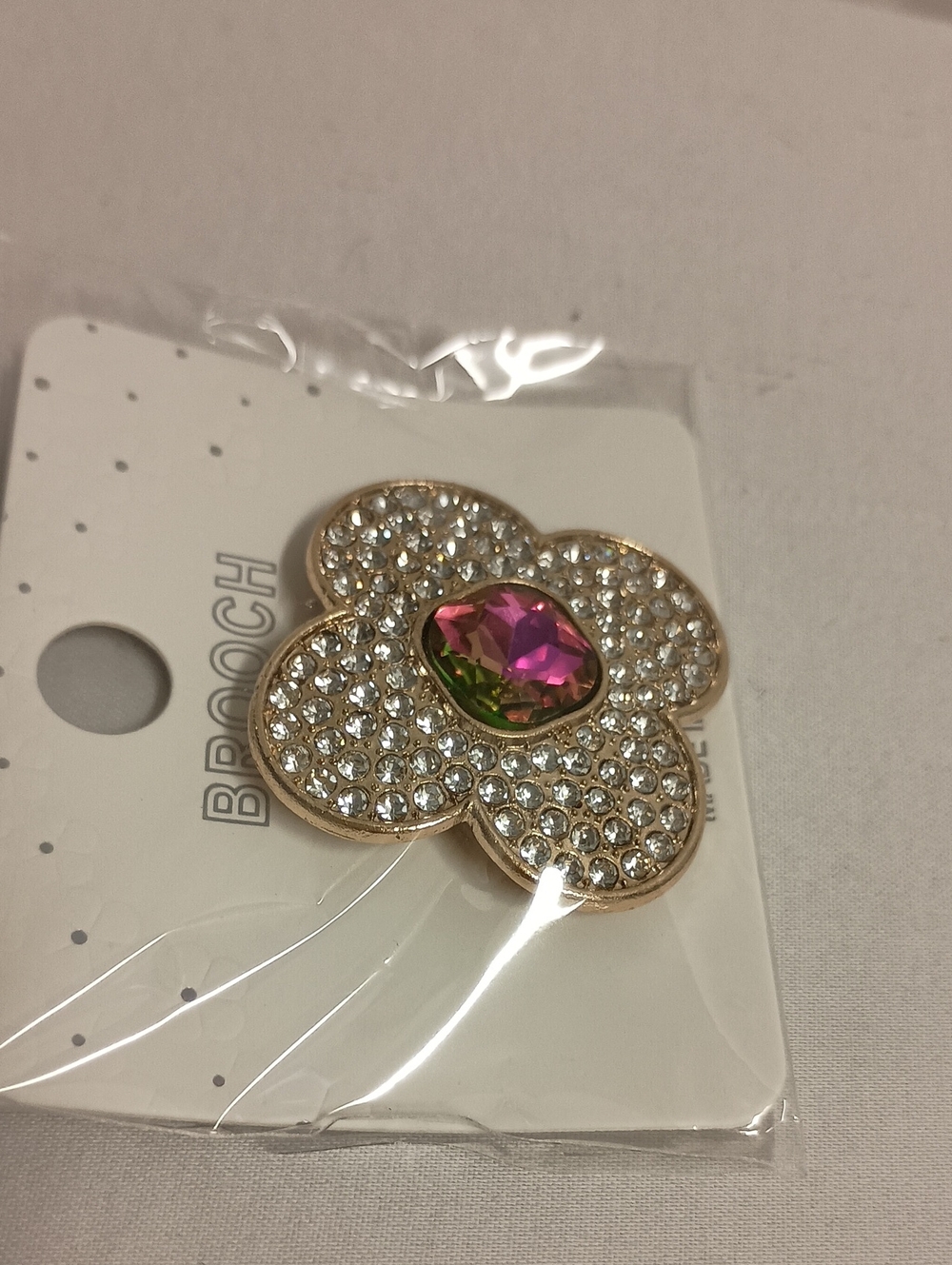 Gold Tone Rhinestone Flower Brooch Pin with Iridescent Crystal Center Pink - Picture 3 of 6